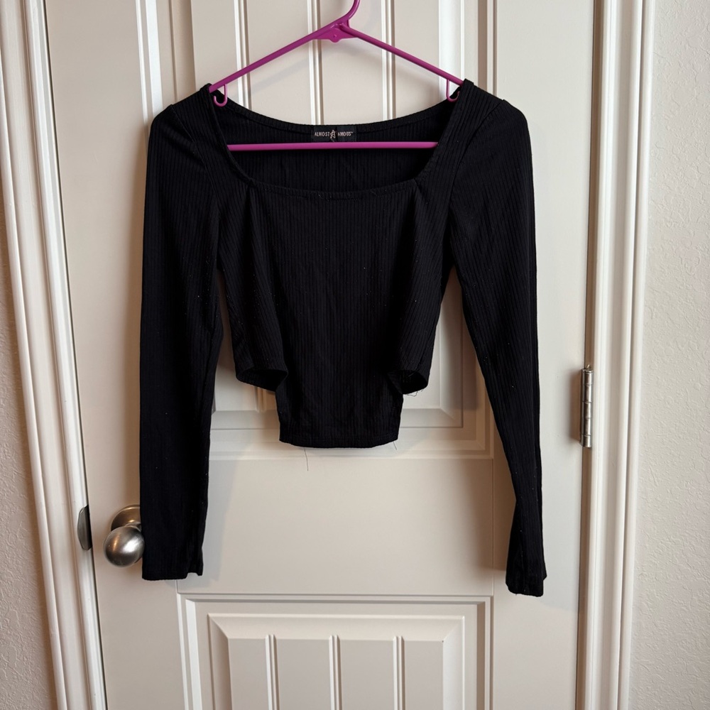 Women's Black Long Sleeve Top